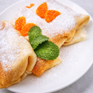 Naleśniki z morelą i bitą śmietaną 3 szt.