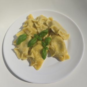 Pierogi Ruskie Z Czarnymi Truflami I Masełkiem Truflowym gotowane 6szt.