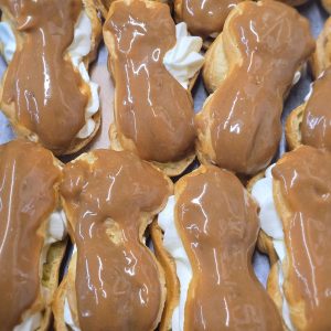 Ptysie z bitą śmietaną, toffe i nutellą 3 szt.