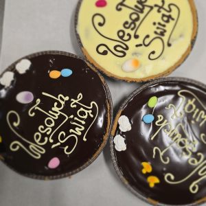 Mazurek Wielkanocny Kajmak/ Deserowa Czekolada śr. 20 cm