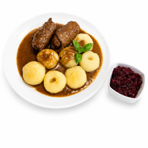 Zrazy wołowe w sosie własnym, kluski śląskie, buraczki – domowy zestaw premium