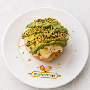 Pączki Pistacjowe Z Bitą Śmietaną I Białą Czekoladą 3szt.